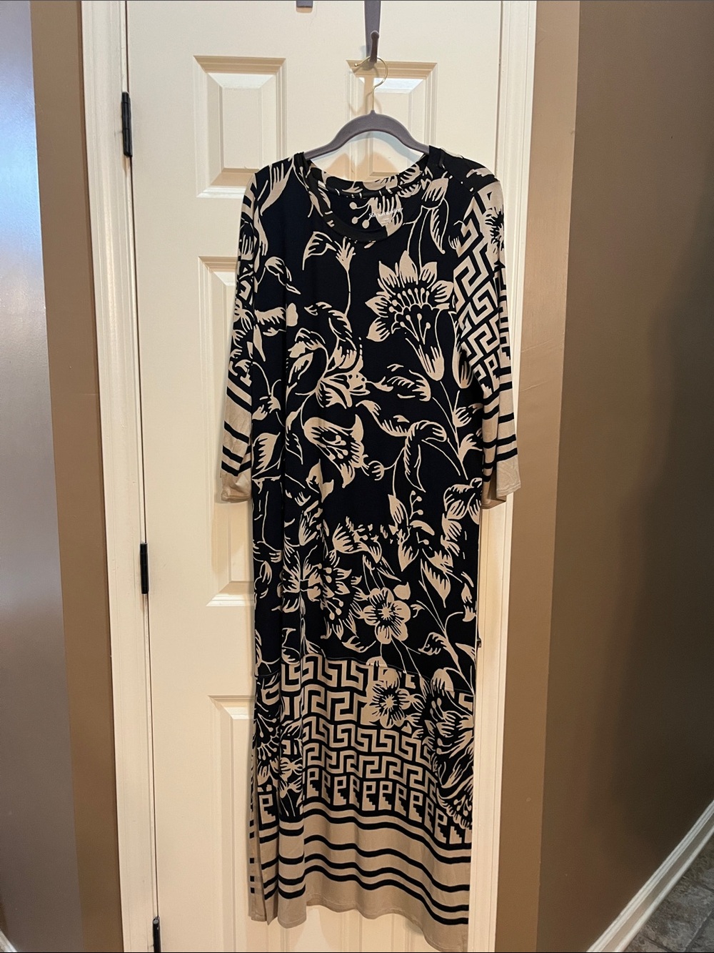 Luxurious! Soft Surroundings Black and Cream Floral Maxi Dress